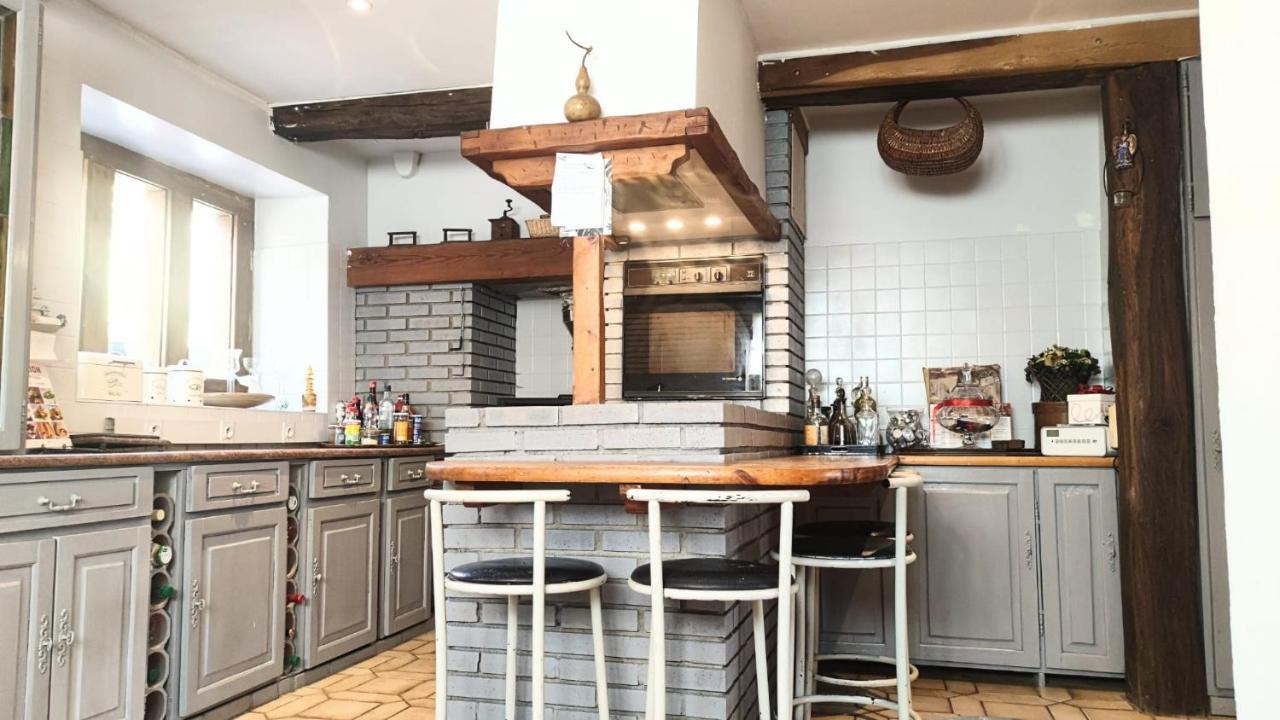 La Maison Bleue Varzy المظهر الخارجي الصورة