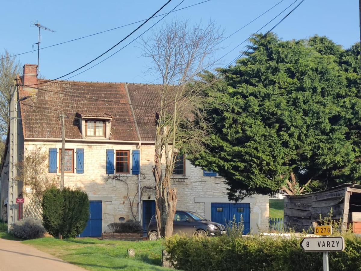 La Maison Bleue Varzy المظهر الخارجي الصورة