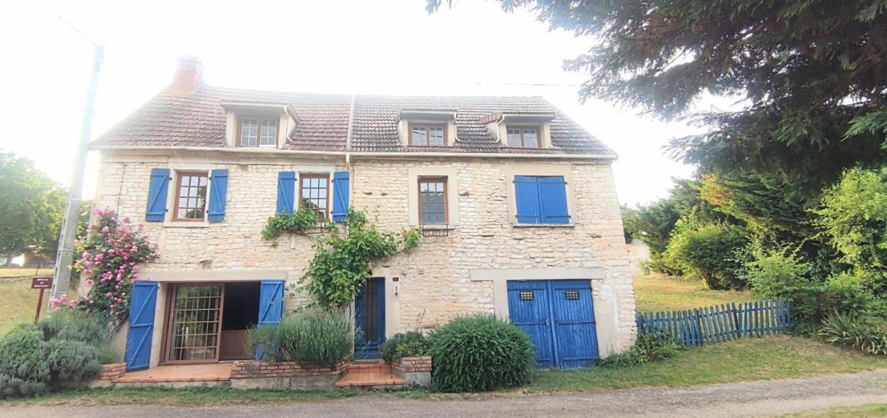 La Maison Bleue Varzy المظهر الخارجي الصورة